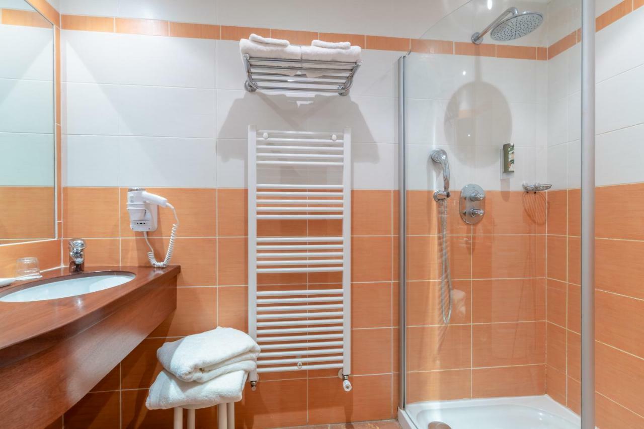 Auberge Du Poids Public Logis Hotel Saint-Félix-Lauragais 외부 사진
